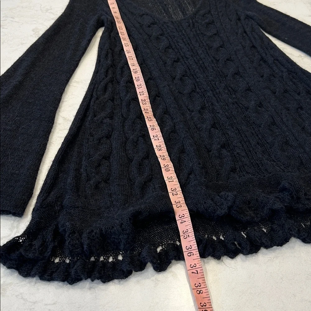 Free People Sweater Alpaca Blend Cable Knit Bell Sleeve Tunic Style Black Medium